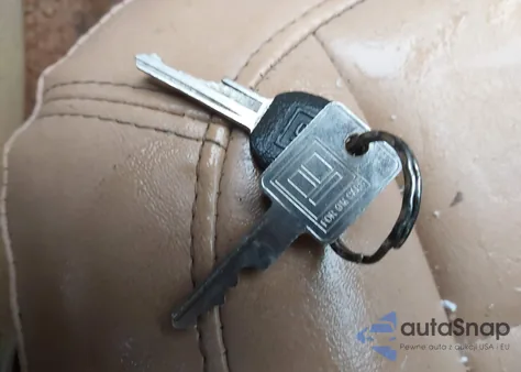 1975 Chevrolet Corvette из США, поврежденный, VIN 1Z37J4S422825